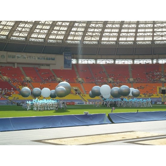 Большие шары стадиона Лужники "Регби 70"