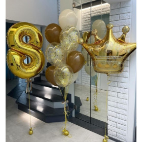 Композиция из воздушных шаров с короной на День Рождения 8 лет