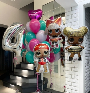 Композиция из воздушных шаров Подружки Куклы Лол
