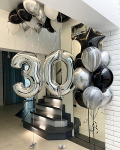 Набор из воздушных шаров для мужчины на День Рождения 30 лет