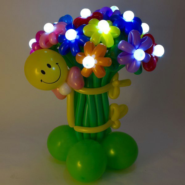 Светящиеся цветы из шаров